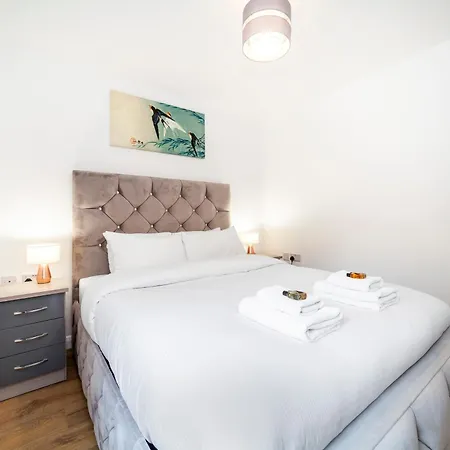 Charming 1Br Apt W Patio In Battersea London Exterior photo